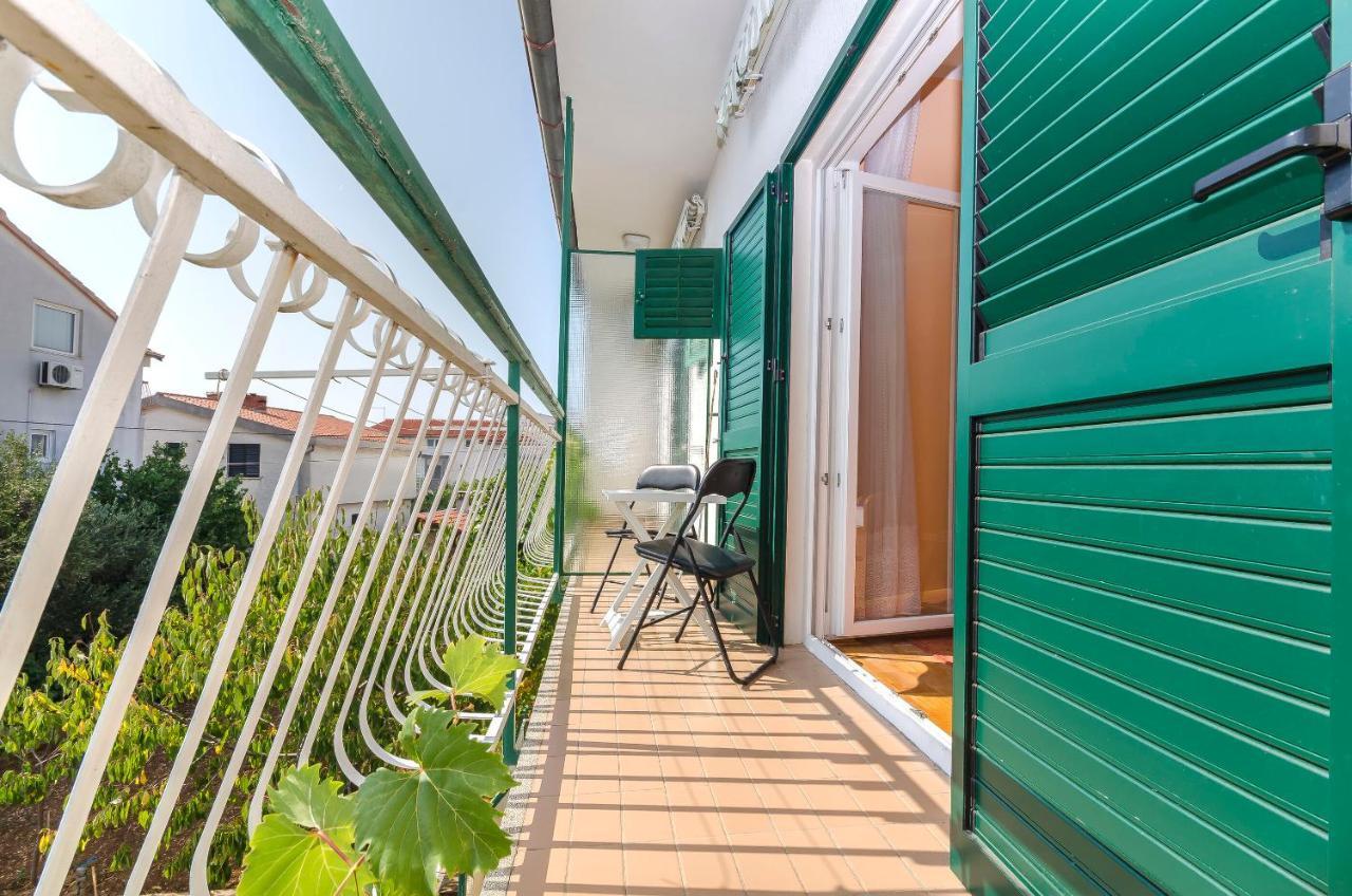 Rooms Dejana Vodice Exterior photo