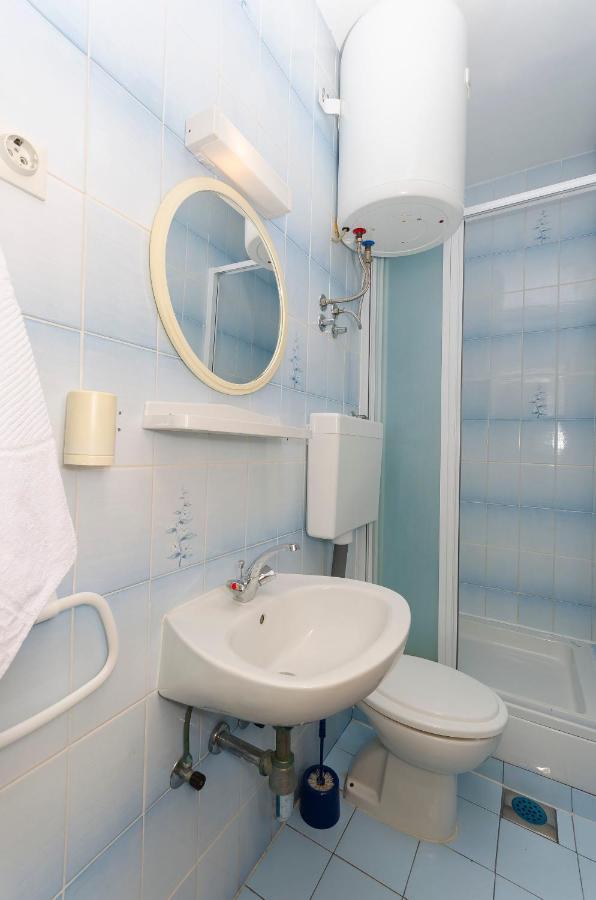 Rooms Dejana Vodice Exterior photo